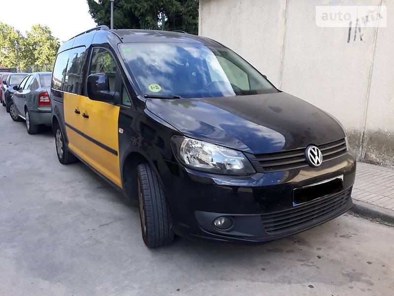 Минивэн Volkswagen Caddy 2013 в Калуше