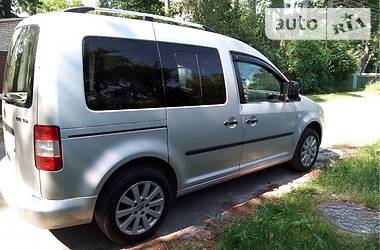 Вантажопасажирський фургон Volkswagen Caddy 2010 в 