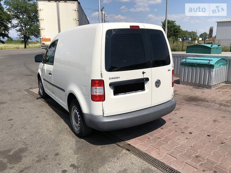 Вантажопасажирський фургон Volkswagen Caddy 2004 в Хусті