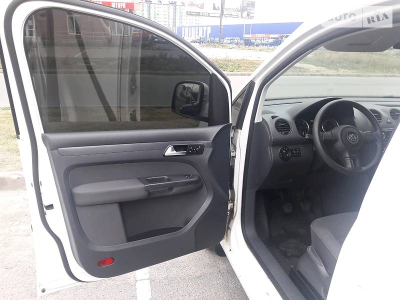 Універсал Volkswagen Caddy 2013 в Івано-Франківську