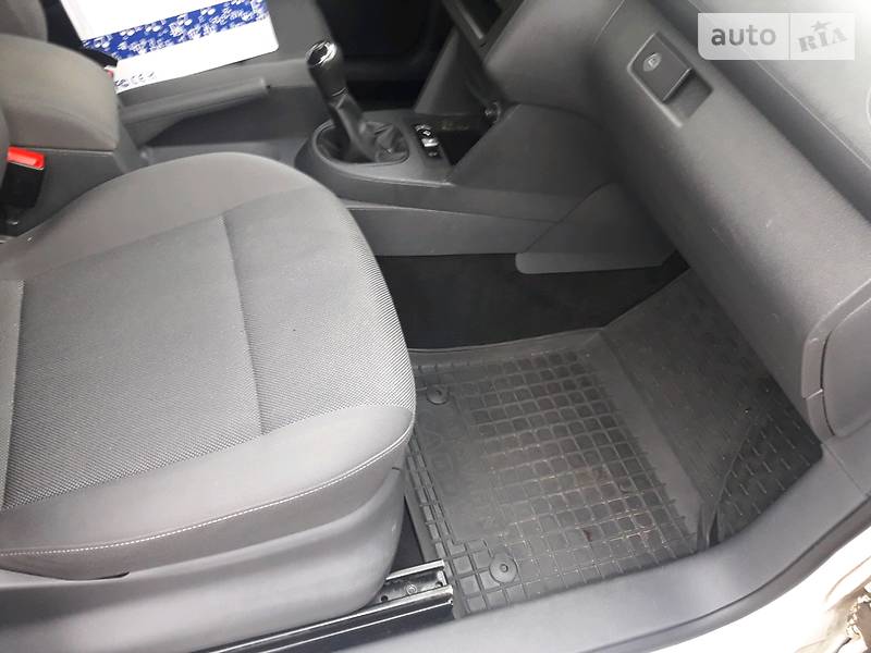 Універсал Volkswagen Caddy 2013 в Івано-Франківську