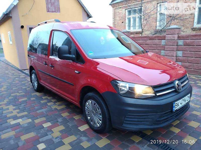 Грузопассажирский фургон Volkswagen Caddy 2016 в Дубно