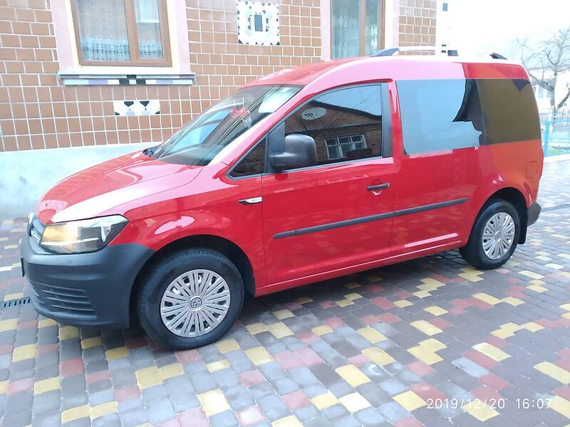 Грузопассажирский фургон Volkswagen Caddy 2016 в Дубно