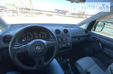 Вантажопасажирський фургон Volkswagen Caddy 2010 в 