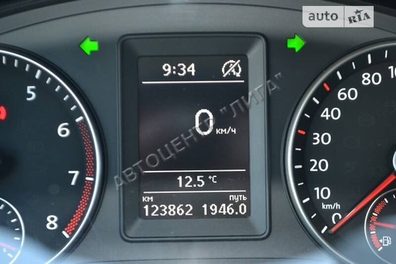 Вантажопасажирський фургон Volkswagen Caddy 2016 в Хмельницькому