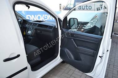 Вантажопасажирський фургон Volkswagen Caddy 2016 в Хмельницькому