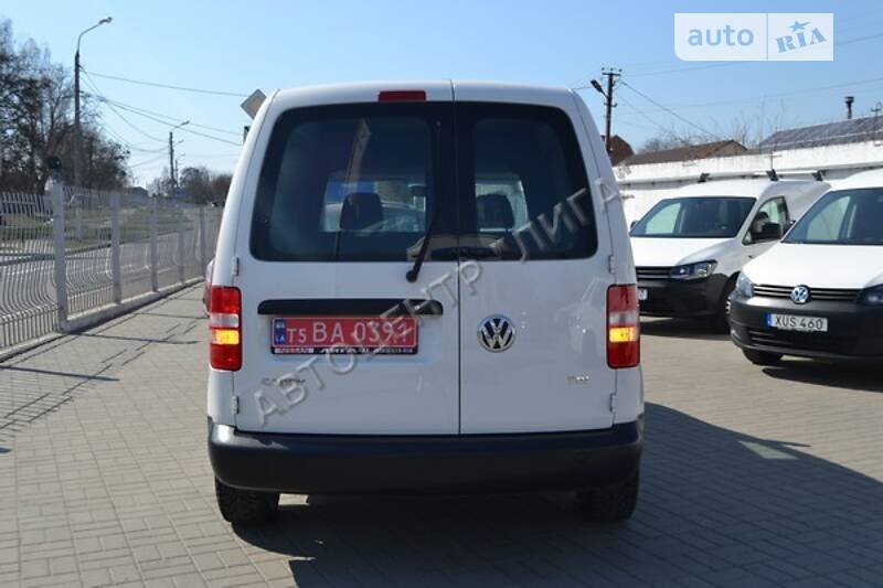 Вантажопасажирський фургон Volkswagen Caddy 2015 в Хмельницькому
