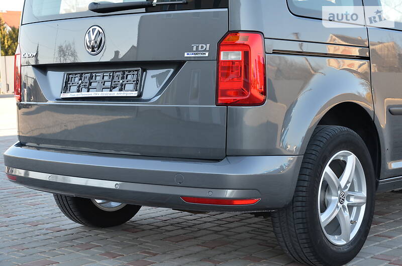 Мінівен Volkswagen Caddy 2016 в Луцьку