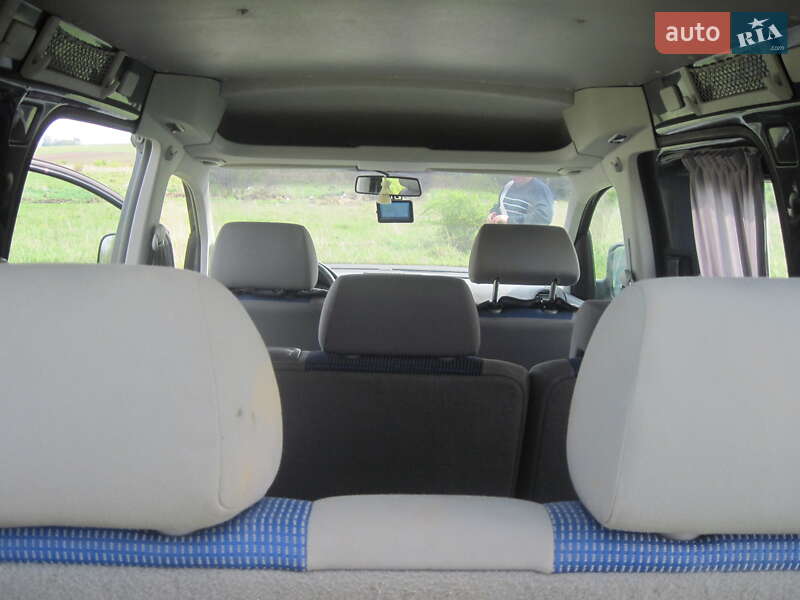Минивэн Volkswagen Caddy 2005 в Тернополе фото 6 Минивэн Volkswagen Caddy 2005 в Тернополе