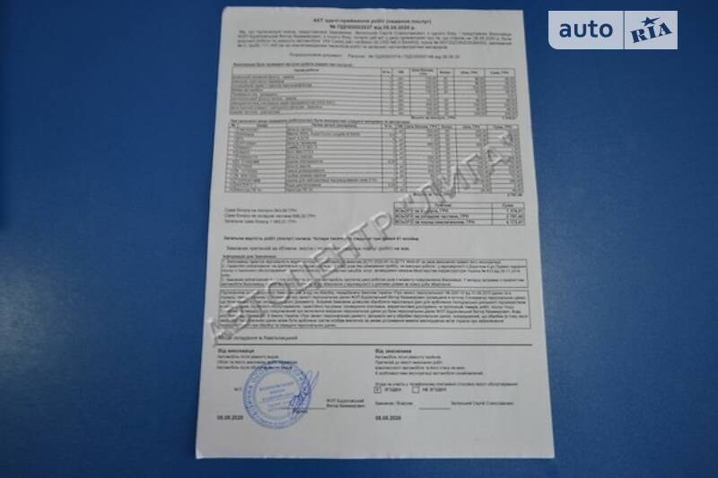 Вантажопасажирський фургон Volkswagen Caddy 2015 в Хмельницькому