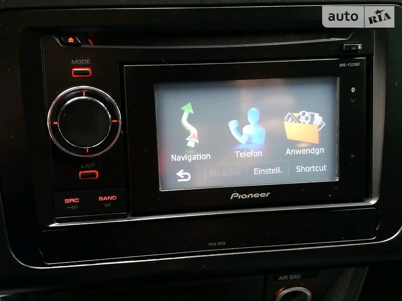 Мінівен Volkswagen Caddy 2010 в Чернівцях