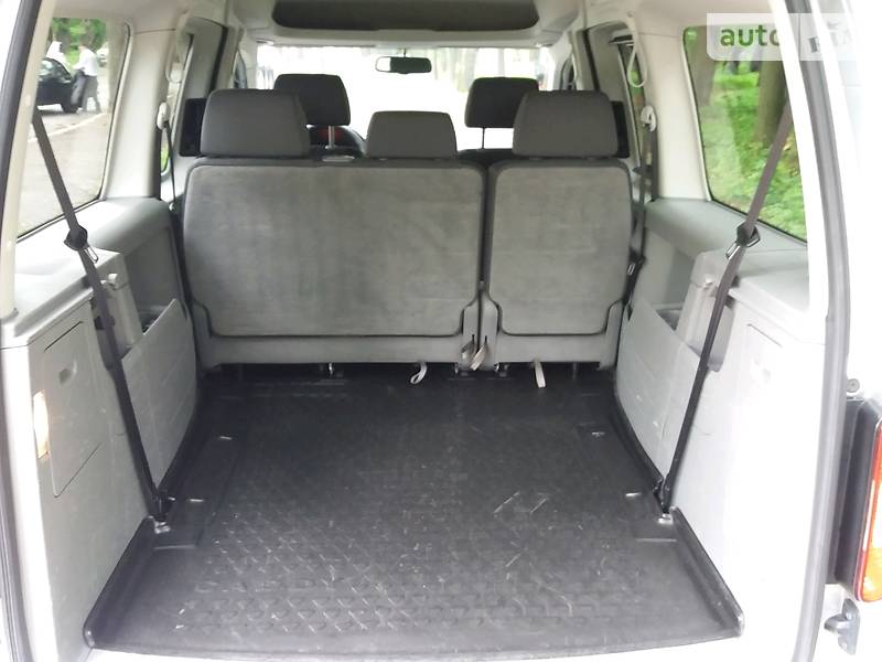 Мінівен Volkswagen Caddy 2010 в Чернівцях