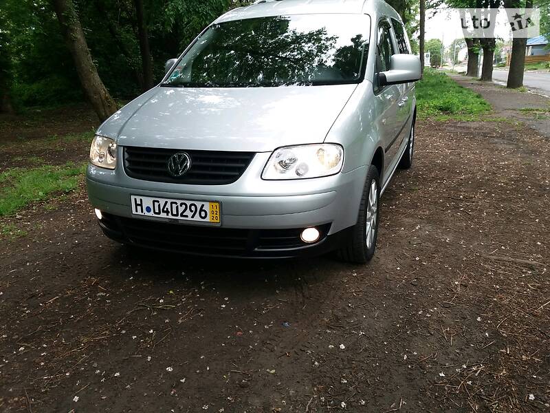 Мінівен Volkswagen Caddy 2010 в Чернівцях