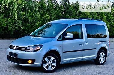 Мінівен Volkswagen Caddy 2014 в 