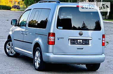 Мінівен Volkswagen Caddy 2014 в 