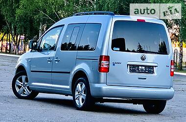 Мінівен Volkswagen Caddy 2014 в 
