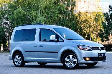 Мінівен Volkswagen Caddy 2014 в 