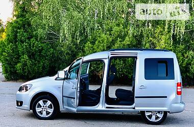 Мінівен Volkswagen Caddy 2014 в 