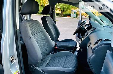 Мінівен Volkswagen Caddy 2014 в 