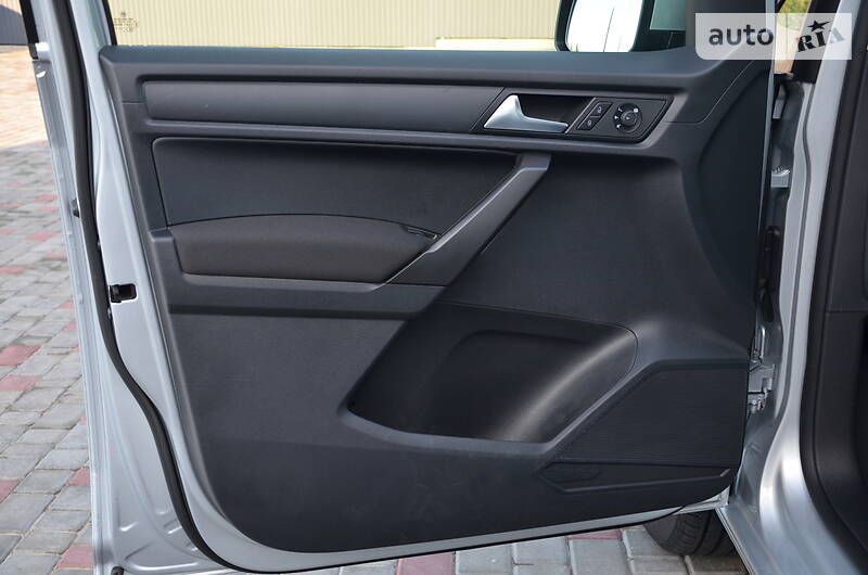 Мінівен Volkswagen Caddy 2017 в Луцьку