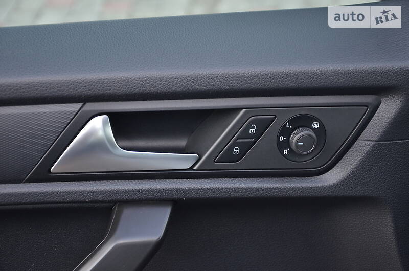 Мінівен Volkswagen Caddy 2017 в Луцьку