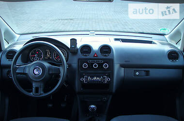 Мінівен Volkswagen Caddy 2014 в 
