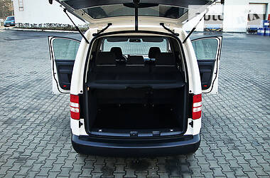 Мінівен Volkswagen Caddy 2014 в 