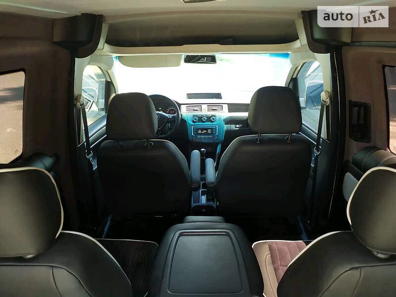 Мінівен Volkswagen Caddy 2016 в Києві