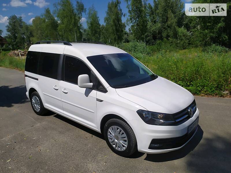 Мінівен Volkswagen Caddy 2016 в Києві