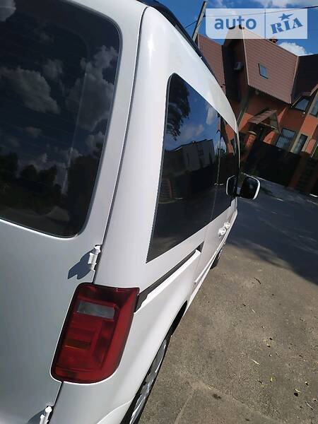 Мінівен Volkswagen Caddy 2016 в Києві