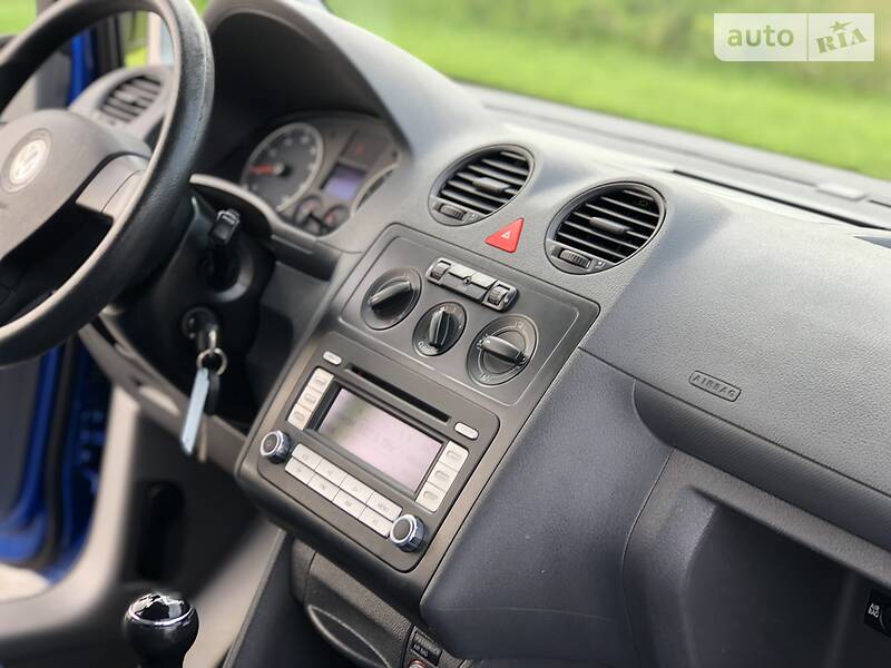 Вантажопасажирський фургон Volkswagen Caddy 2007 в Дрогобичі фото 102 Вантажопасажирський фургон Volkswagen Caddy 2007 в Дрогобичі