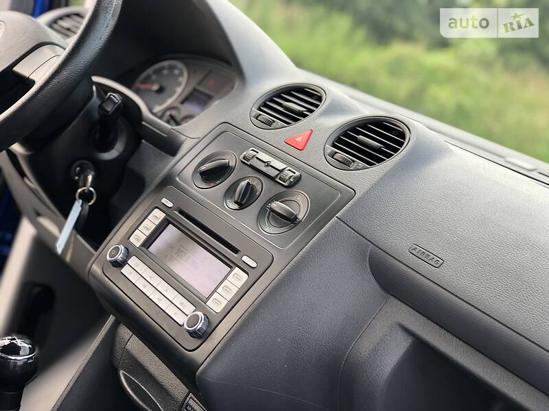 Вантажопасажирський фургон Volkswagen Caddy 2007 в Дрогобичі фото 105 Вантажопасажирський фургон Volkswagen Caddy 2007 в Дрогобичі