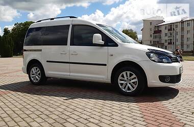 Вантажопасажирський фургон Volkswagen Caddy 2015 в 
