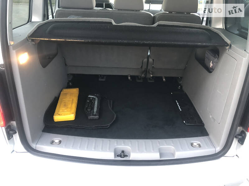 Універсал Volkswagen Caddy 2010 в Костопілі фото 22 Універсал Volkswagen Caddy 2010 в Костопілі