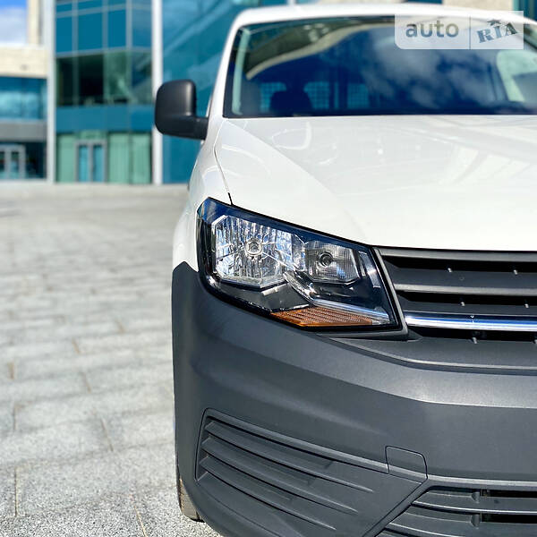 Вантажопасажирський фургон Volkswagen Caddy 2017 в Харкові