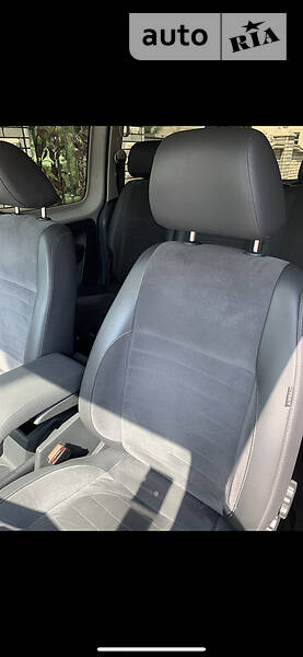 Мінівен Volkswagen Caddy 2013 в Дунаївцях