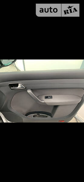 Мінівен Volkswagen Caddy 2013 в Дунаївцях