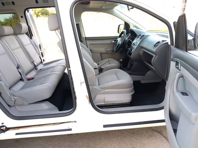 Мінівен Volkswagen Caddy 2008 в Дрогобичі