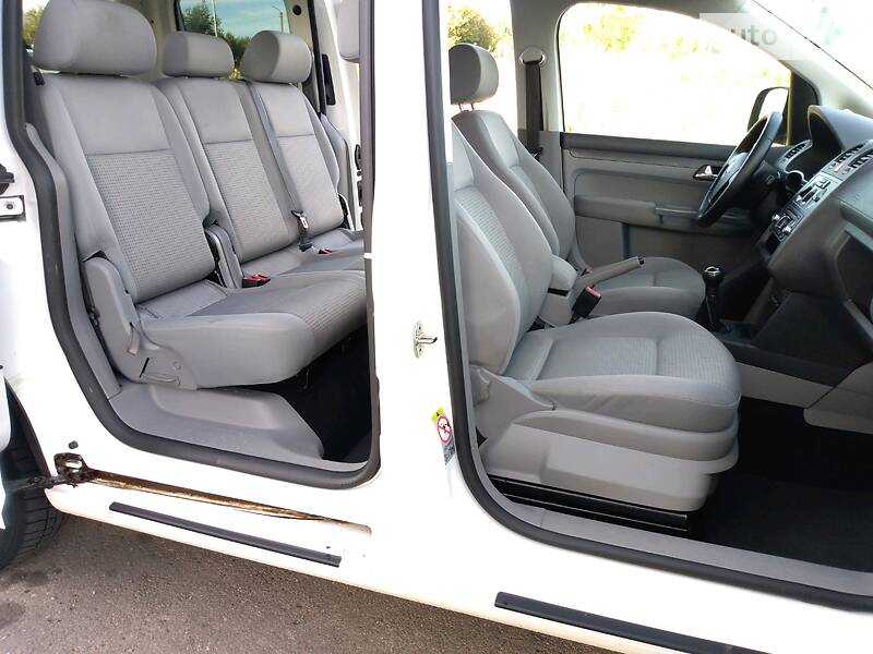 Мінівен Volkswagen Caddy 2008 в Дрогобичі