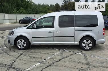 Минивэн Volkswagen Caddy 2012 в 