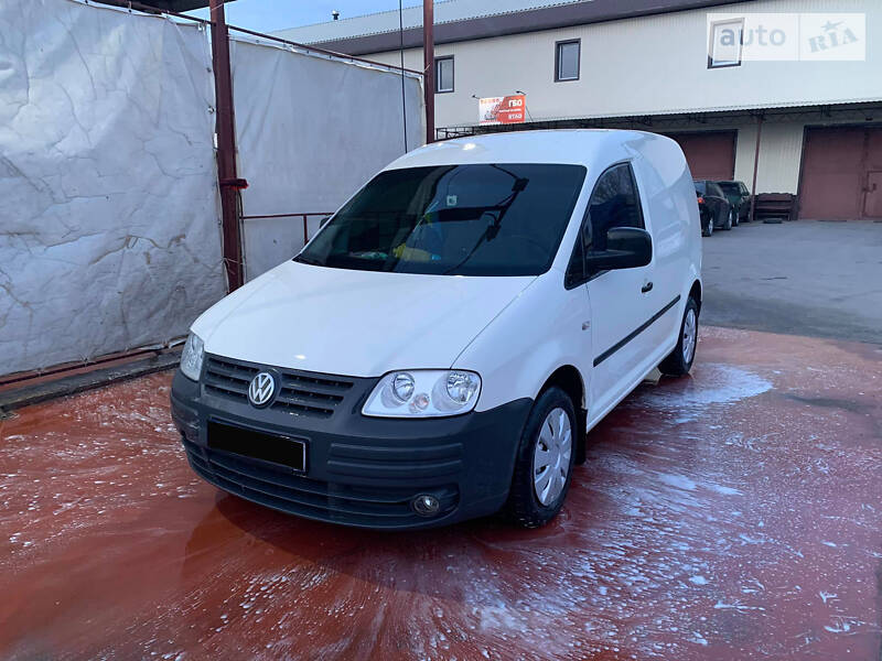 Грузопассажирский фургон Volkswagen Caddy 2010 в Новой Каховке