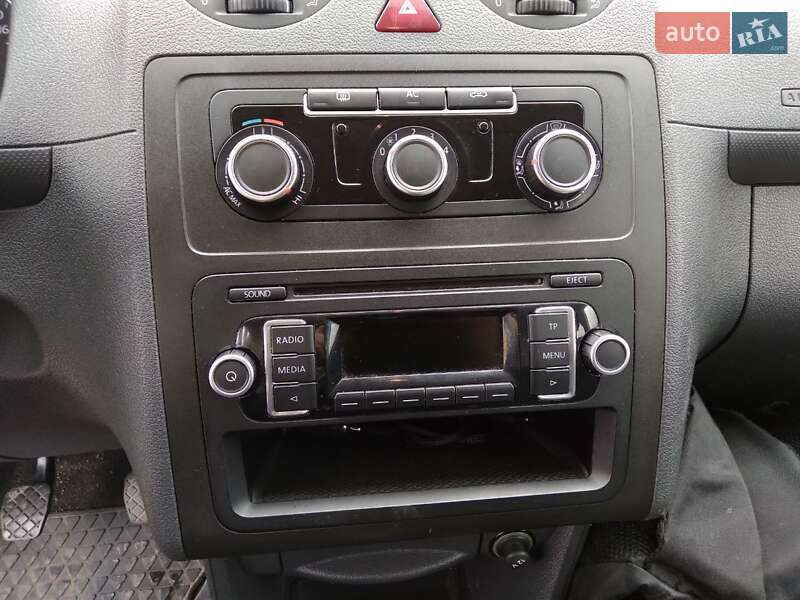 Універсал Volkswagen Caddy 2012 в Одесі