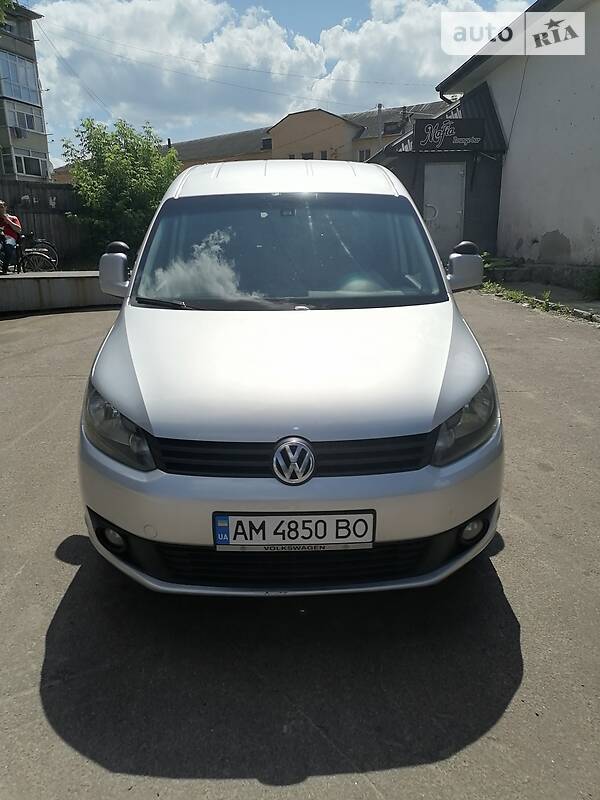 Минивэн Volkswagen Caddy 2014 в Олевске