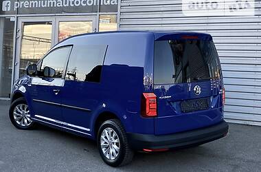 Мінівен Volkswagen Caddy 2016 в Києві