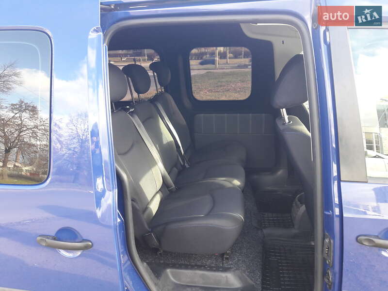 Мінівен Volkswagen Caddy 2015 в Черкасах