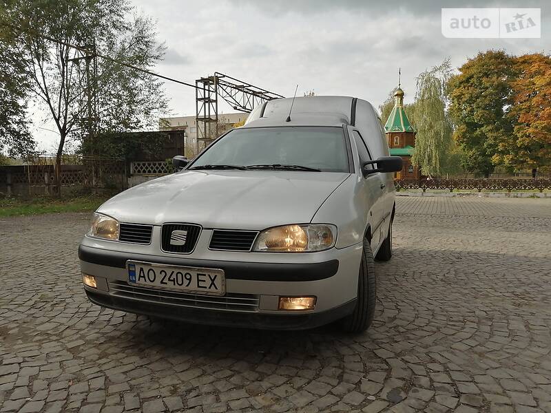 Вантажопасажирський фургон Volkswagen Caddy 1999 в Іршаві