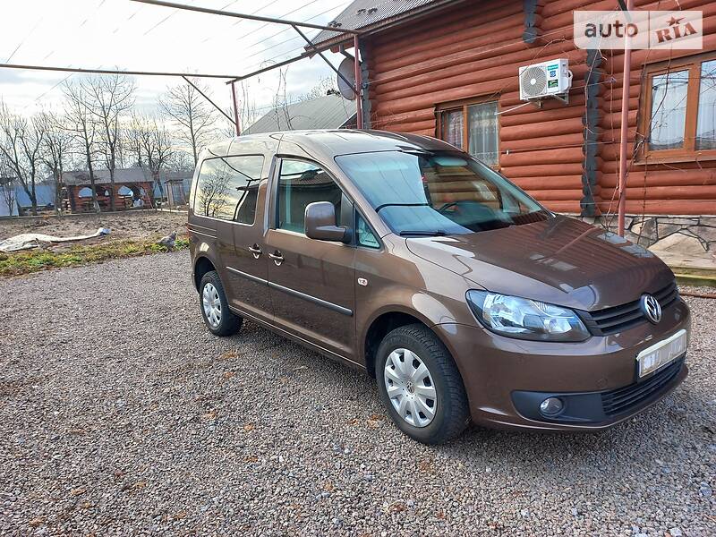 Универсал Volkswagen Caddy 2012 в Мукачево