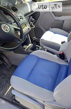 Универсал Volkswagen Caddy 2004 в Кролевце
