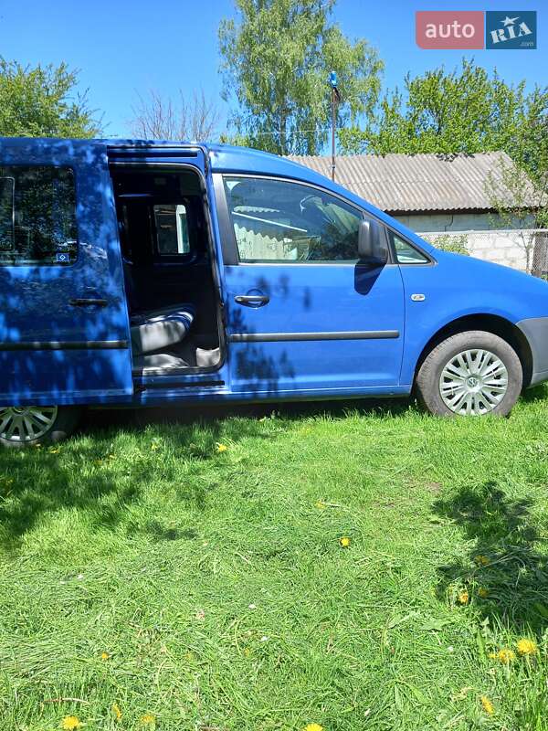 Универсал Volkswagen Caddy 2004 в Кролевце