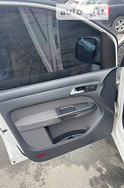 Универсал Volkswagen Caddy 2015 в Броварах